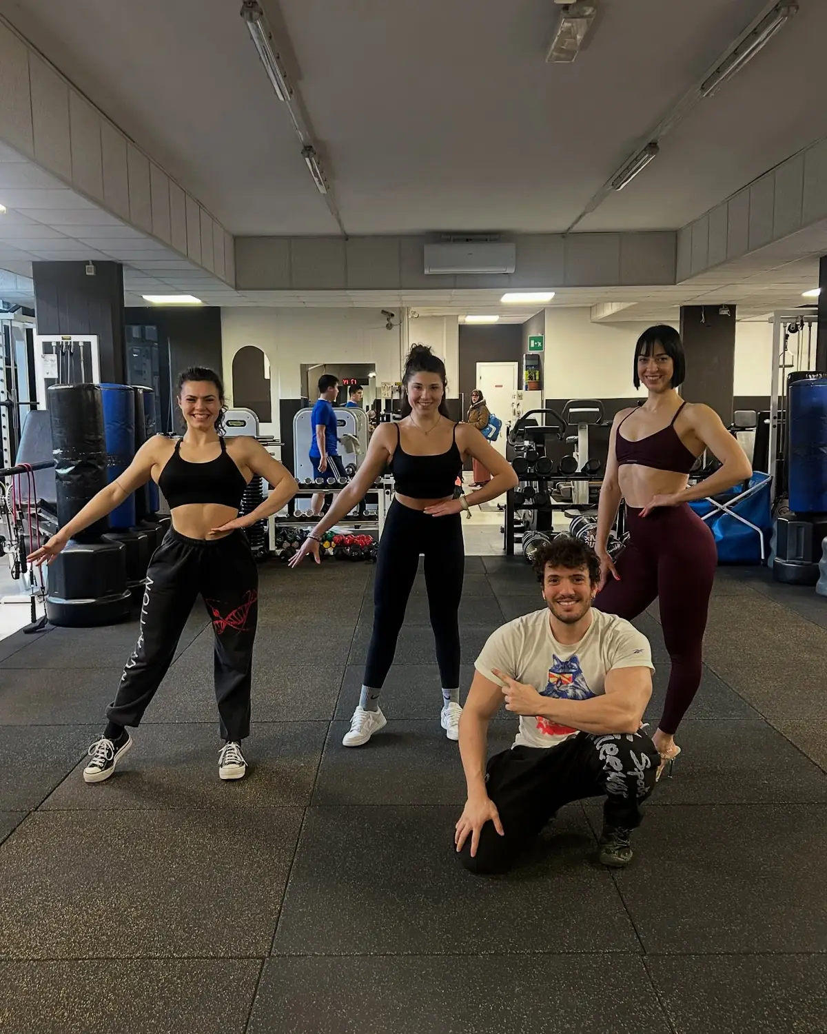 La community della Palestra Hollywood dopo un allenamento